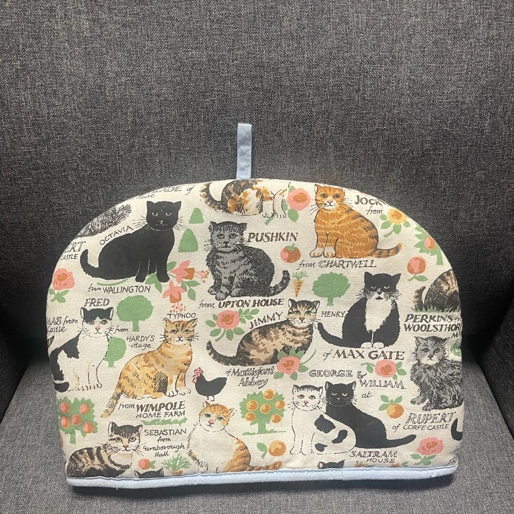 The National Trust Pat Albeck Tea Cosy